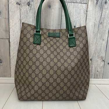 GUCCI GG Supreme Tote Bag Beige and Green