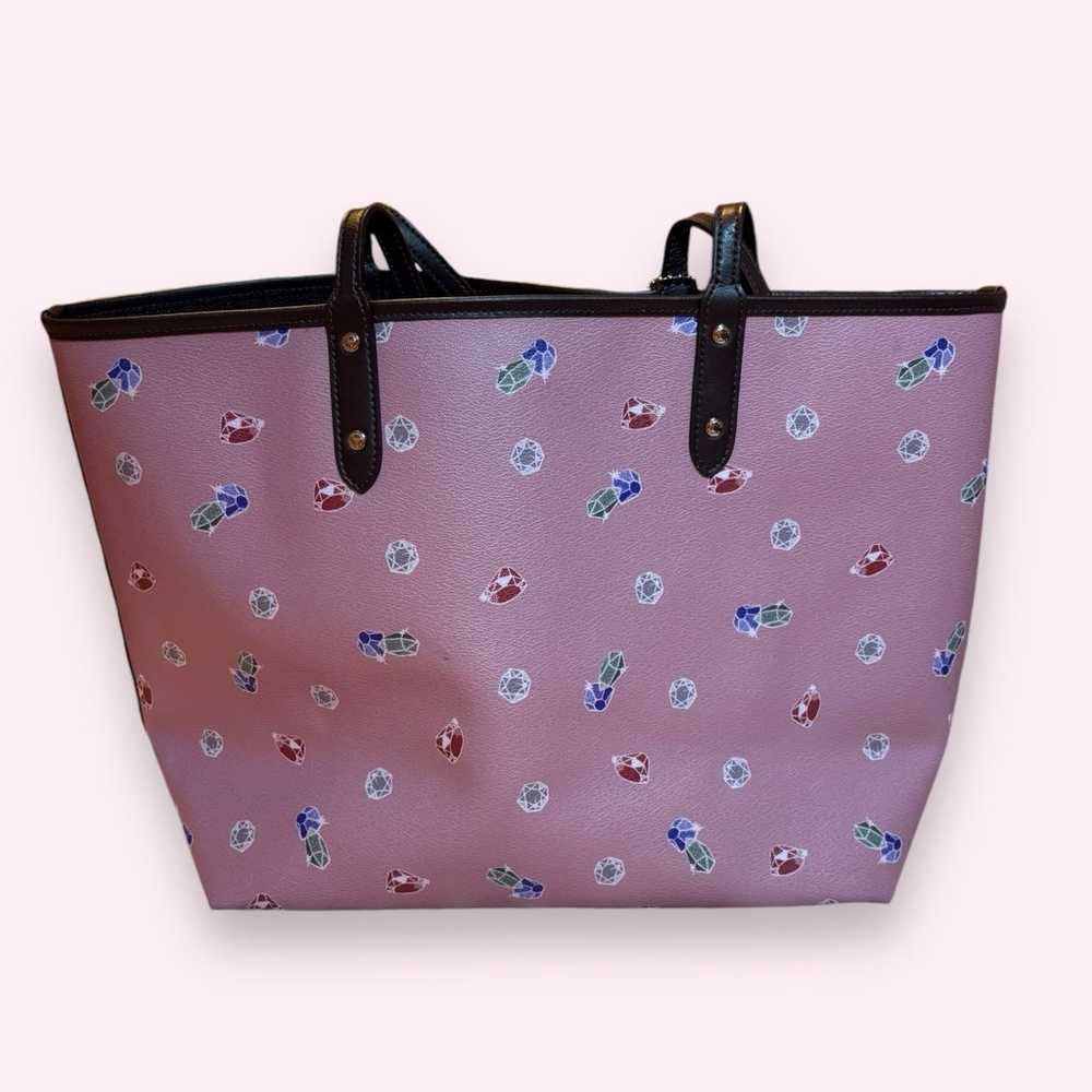 Women’s Coach Tote Disney Snow White Pink Gemston… - image 2