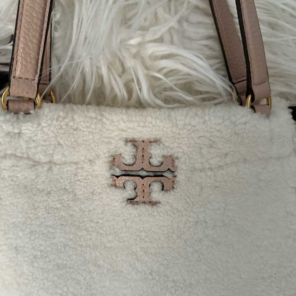 Tory Burch McGraw Shearling Carryall Tote bag / i… - image 6