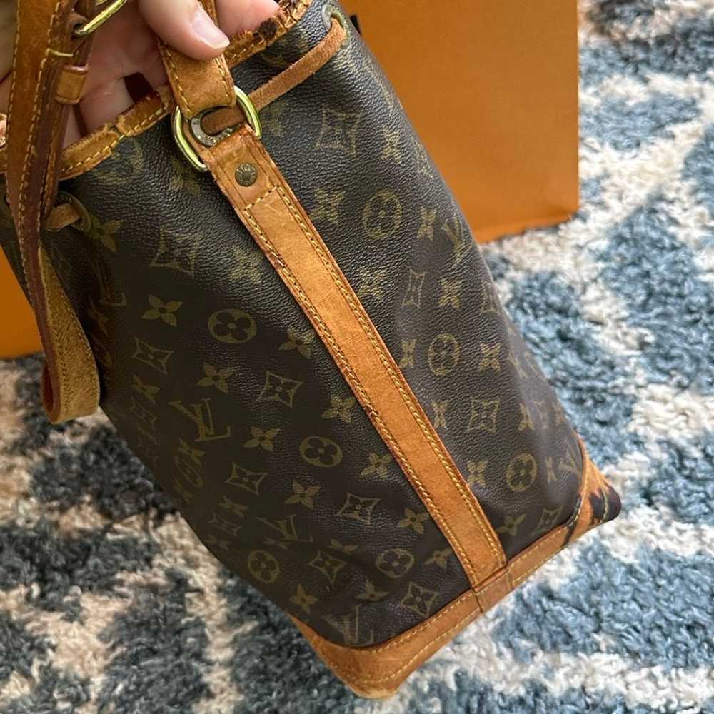 Louis Vuitton Noe Shoulder Bag - image 6