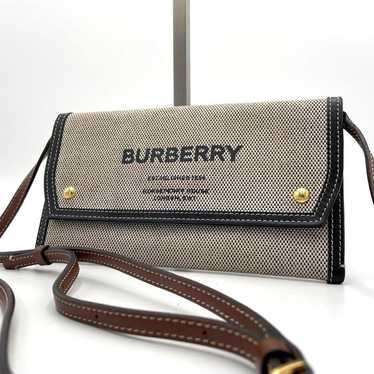 Excellent condition ✨2021 model✨ Burberry Horsefer