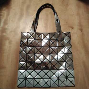 BAOBAO Issey Miyake