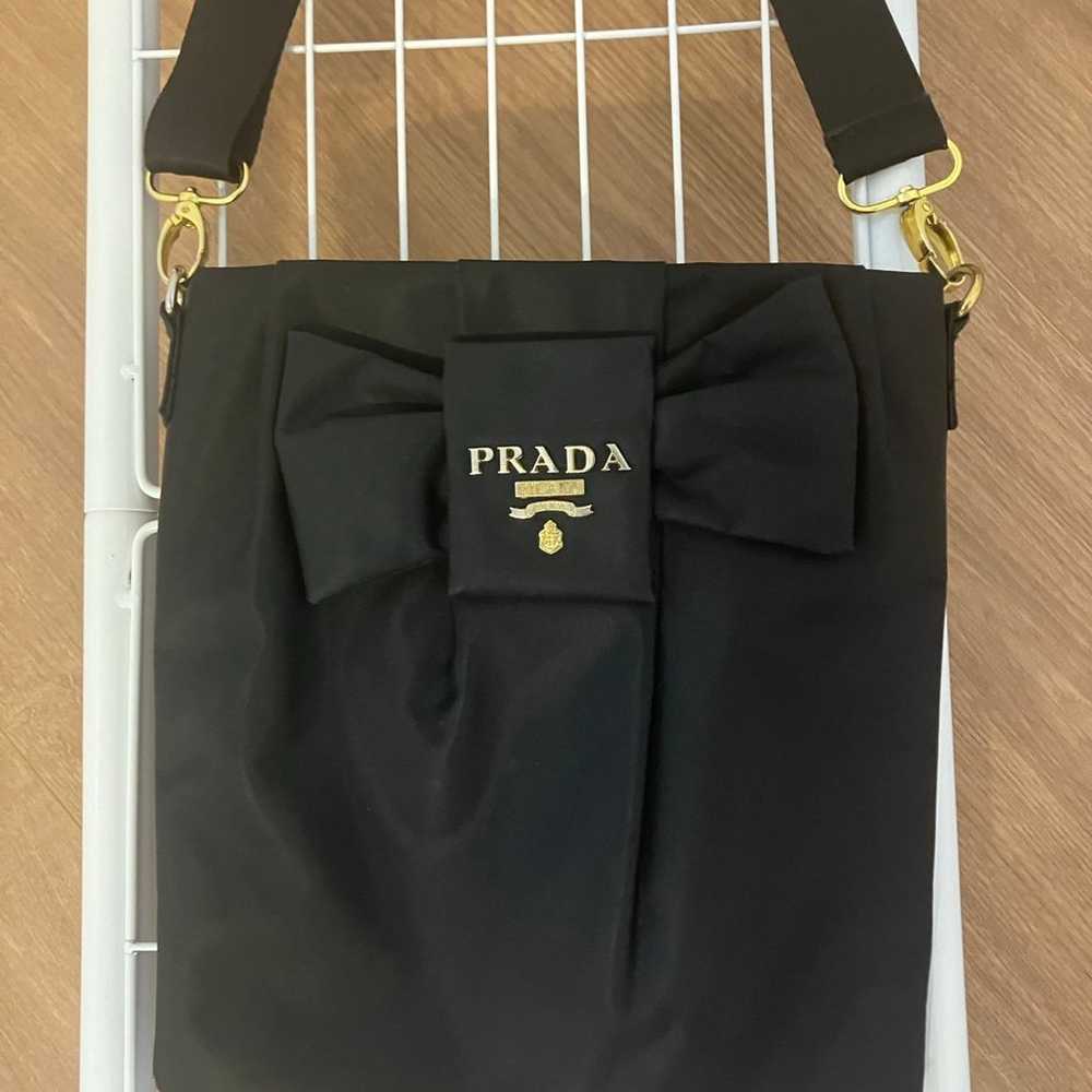 Adorable Black Prada Crossbody! - image 4