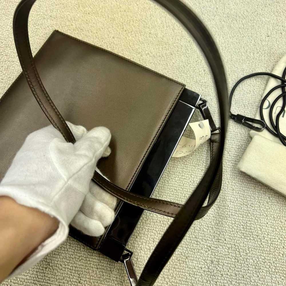 Authentic Gucci Slingbag - image 4