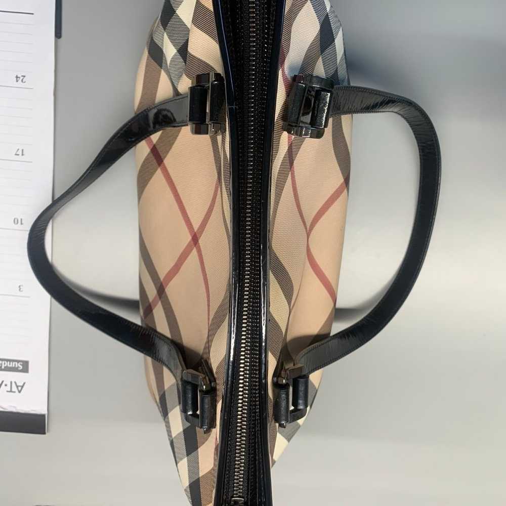 Burberry Nova Check Zip Tote - image 8