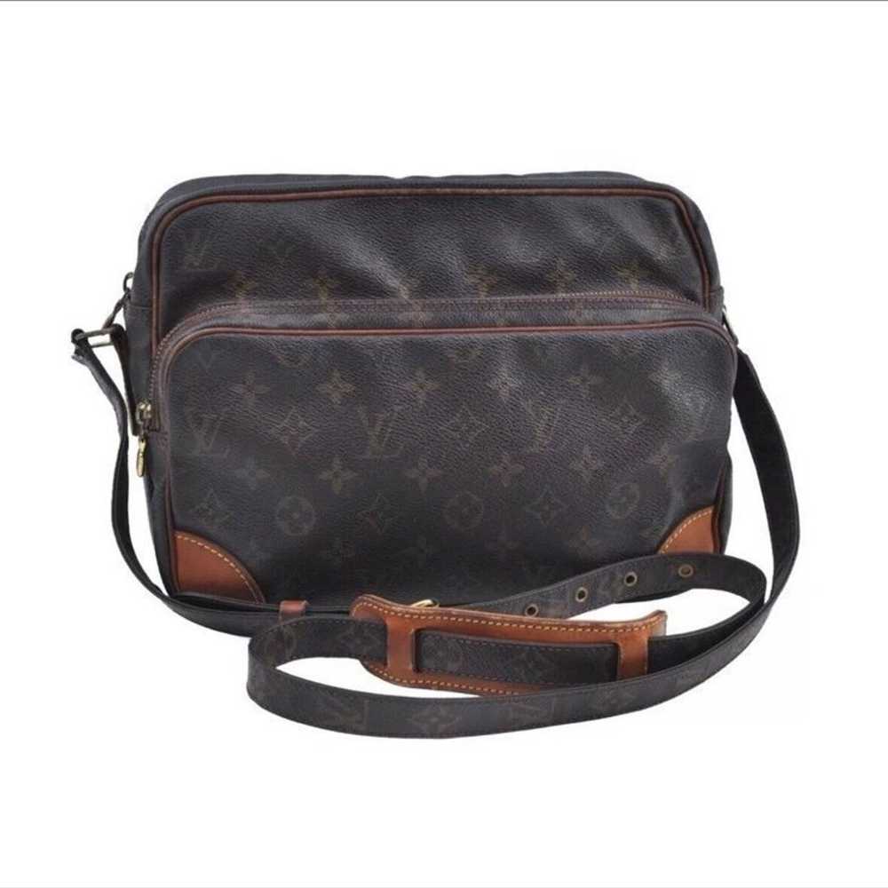 Louis Vuitton  nile authentic/preowned Crossbody - image 2