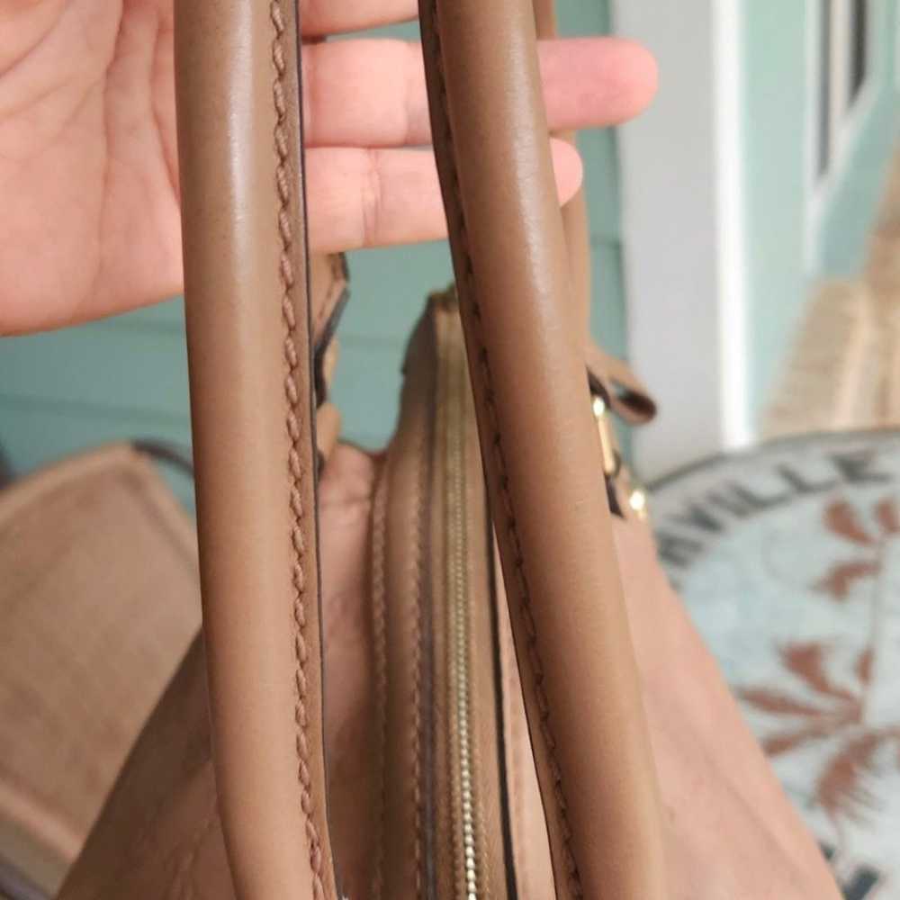 Gucci leather tote bag with sholder strap and Dus… - image 4