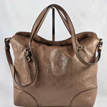 GUCCI 
Guccissima Medium Bree Foldover