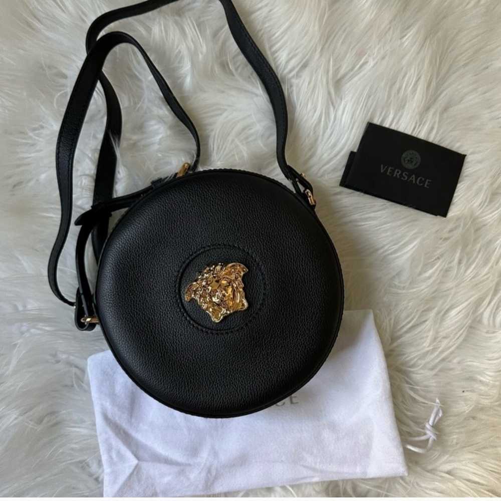 Versace la medusa round bag - image 2