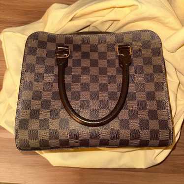 NO OFFERS!!LV AUTH BAG - image 1