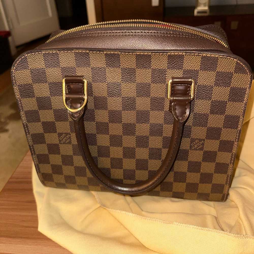 NO OFFERS!!LV AUTH BAG - image 3