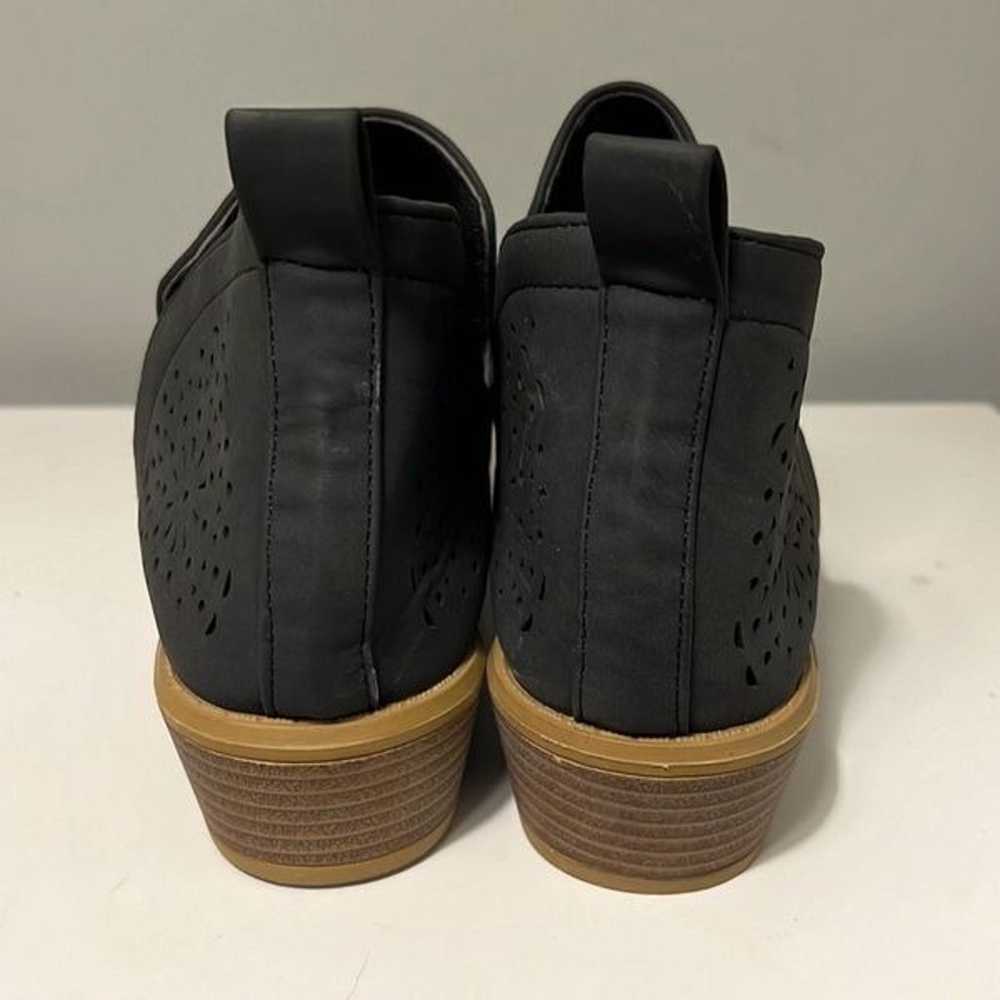 Women's Black Cut-Out Slip-On Ankle Bootie Size 10 - image 4