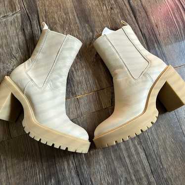 Dolce Vita Coen H2O Bootie- Ivory (6)