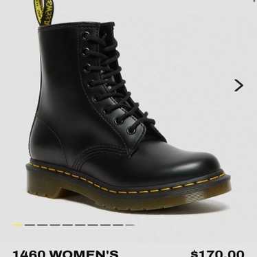 Dr. Martens 1460 smooth leather lace up