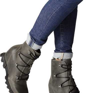 Sorel Joan of Arctic Wedge III Lace Up - image 1