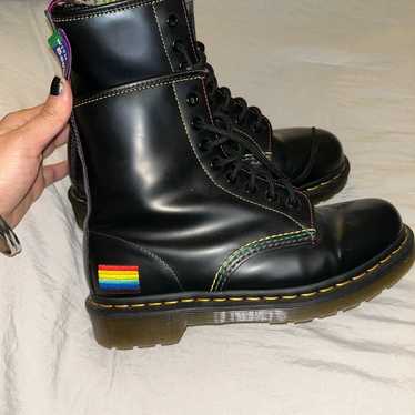 Dr Martens rainbow thread