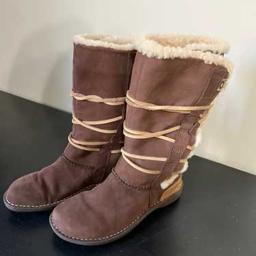 UGG Australia  Catalina Sheepskin Lace Up Leather