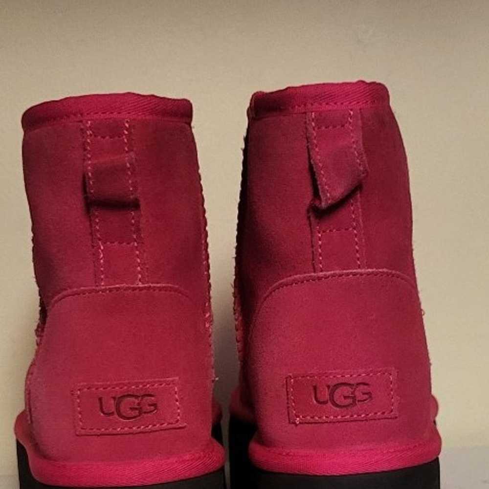 UGGS CLASSIC MINI PLATFORM RADISH SHERLING WOMENS - image 2