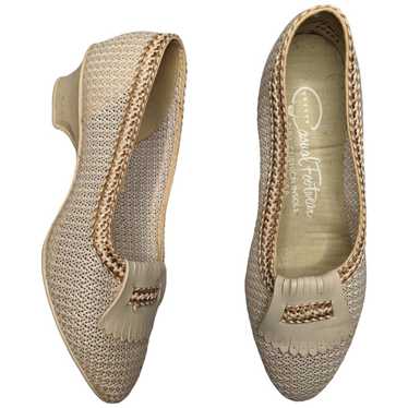 Vtg 1960s Casual Footwear Ivory Kiltie Woven Low … - image 1