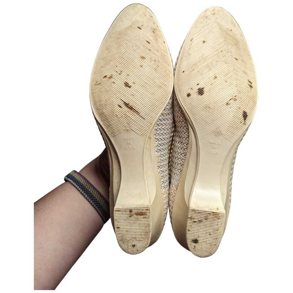 Vtg 1960s Casual Footwear Ivory Kiltie Woven Low … - image 4