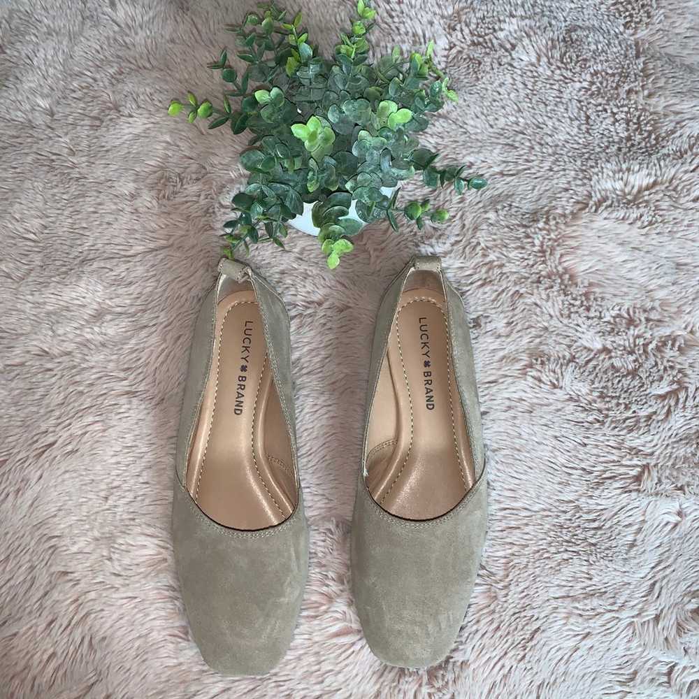 NWOT Lucky Brand Beige Suede Leather Classic Ball… - image 3