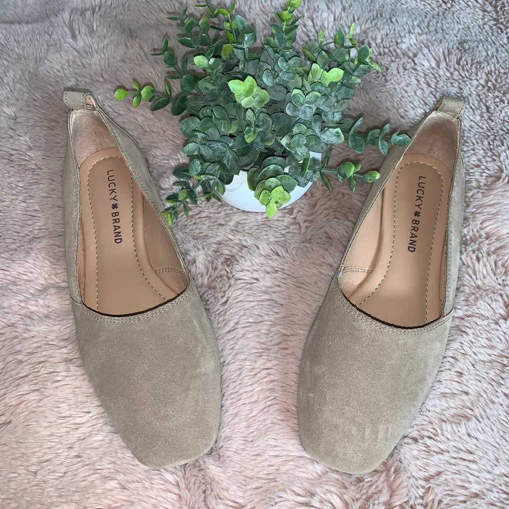 NWOT Lucky Brand Beige Suede Leather Classic Ball… - image 4