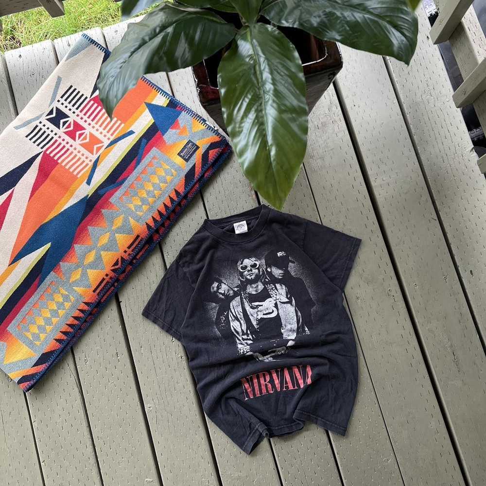 Band Tees × Nirvana × Vintage Vintage Y2k Nirvana… - image 4