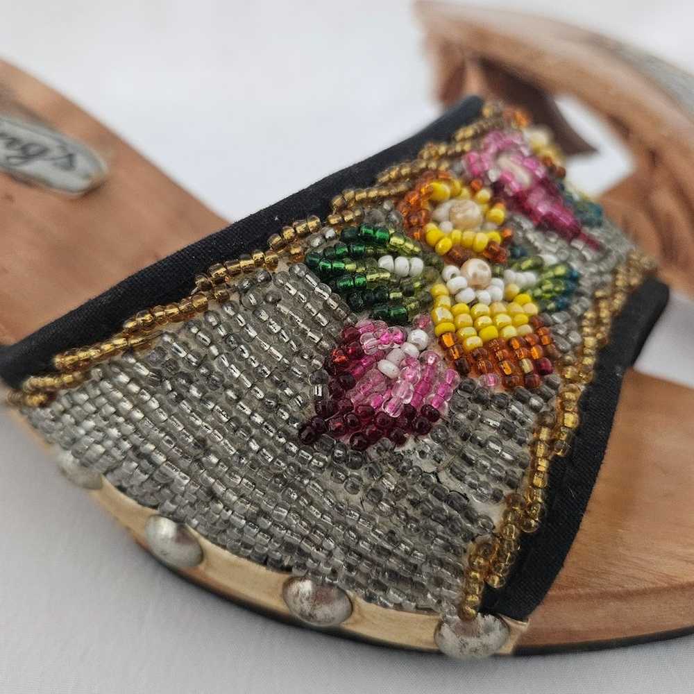 Vintage Luming's Original Beaded Wood Carved Heel… - image 11