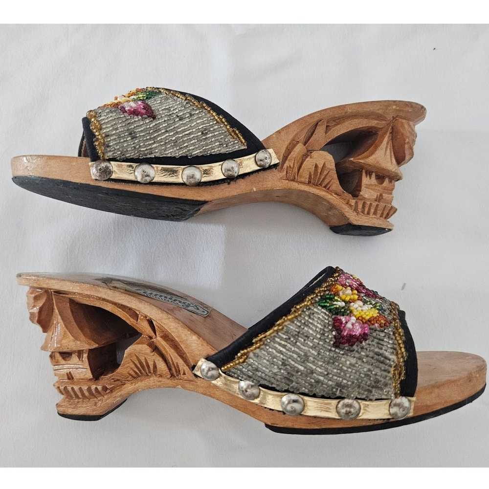 Vintage Luming's Original Beaded Wood Carved Heel… - image 9