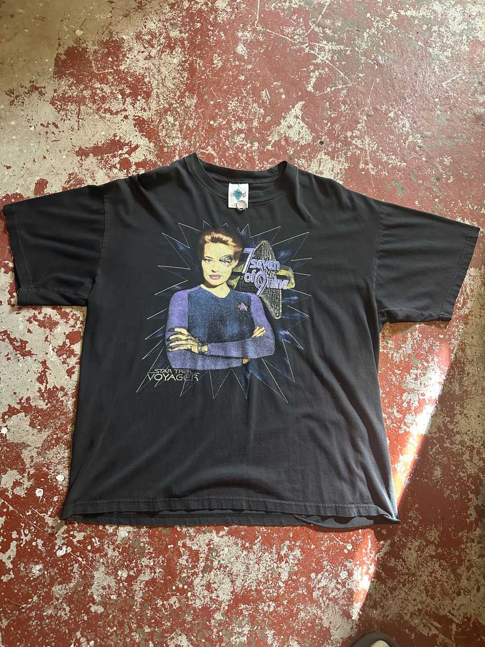 Other 1995 Star Trek '7/9 Stars' Voyager Tee - image 1