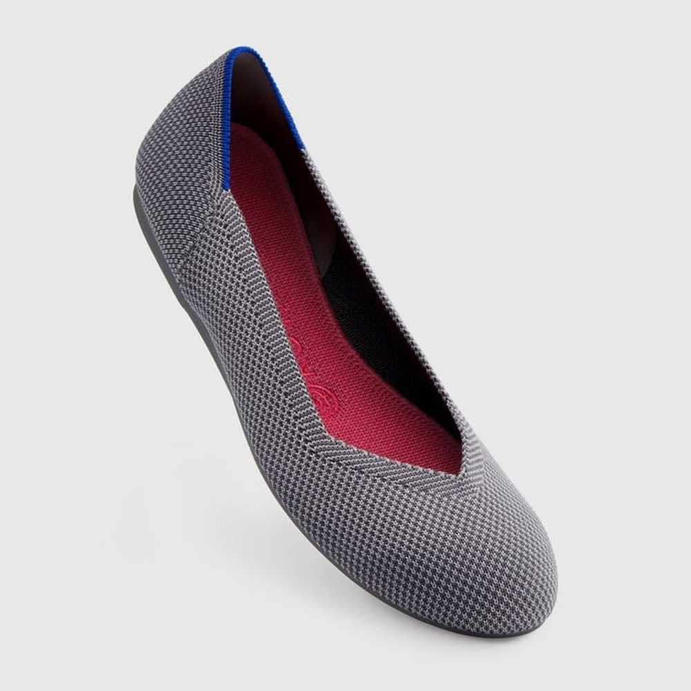 Rothy’s the Flat Pebble Grey and Red Women’s Size… - image 2