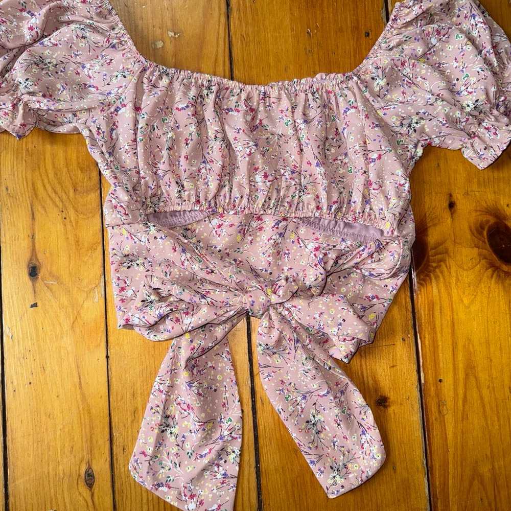 altard state top crop tie back floral small NWOT - image 5