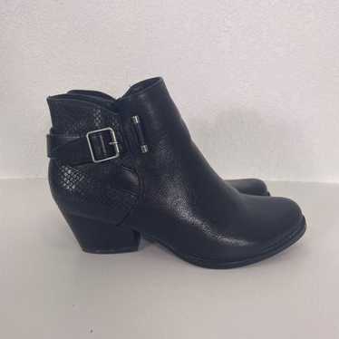 Baretraps Black Faux Leather Ankle Low Heeled Boot