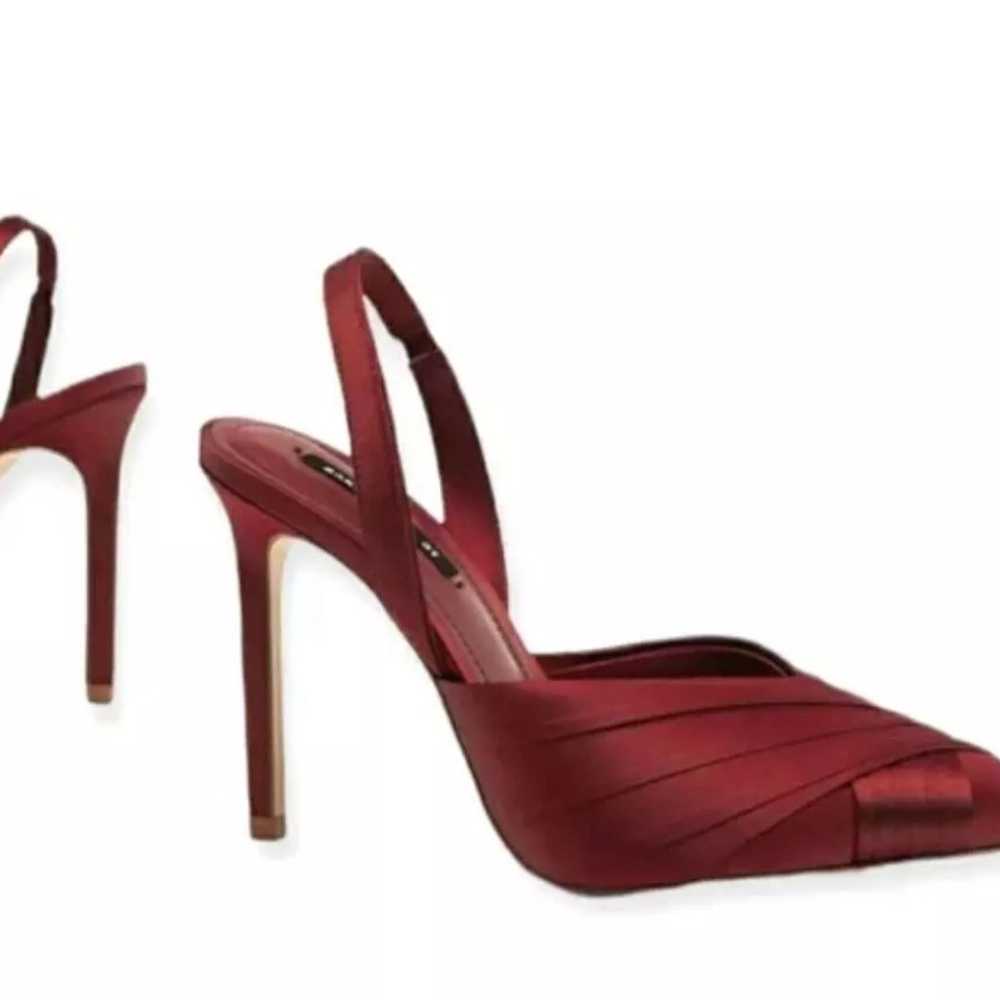 pumps heels Zara brand burgandy color shoes size … - image 4