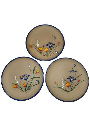 Heath Ceramics Set of 3 Small plates - hand painte