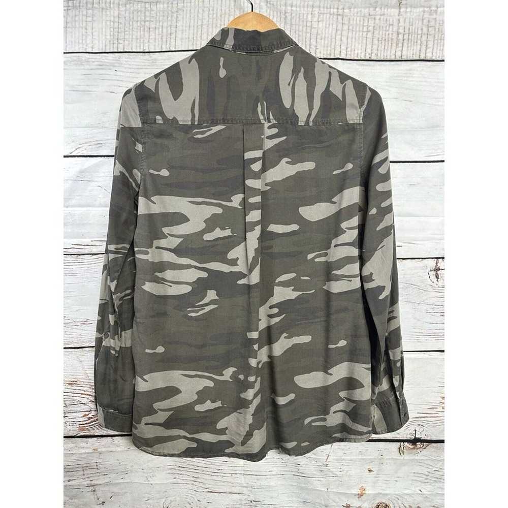 Express Camo Button Up Boyfriend Blouse  Small Gr… - image 5