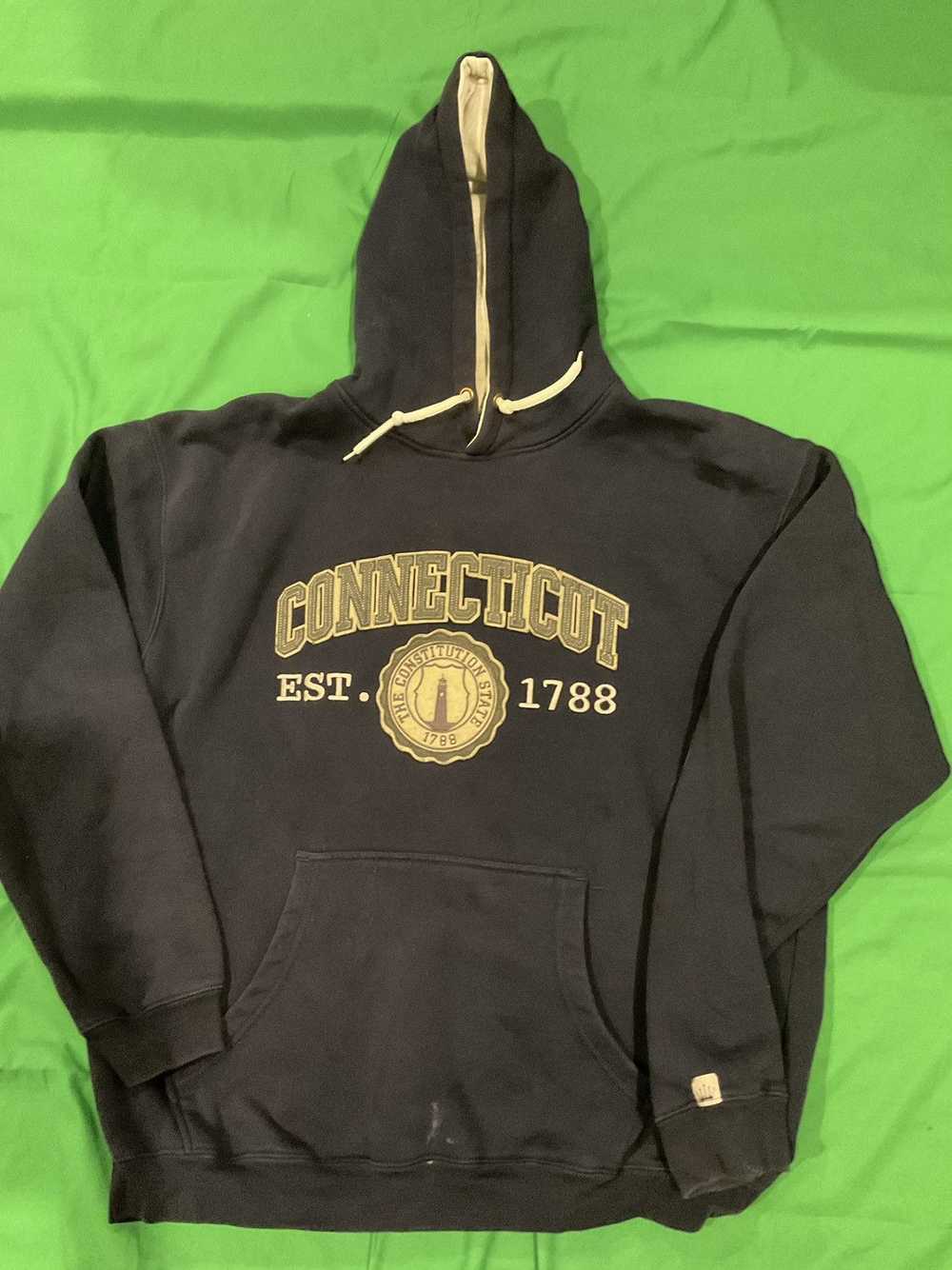 Streetwear × Vintage Vintage Connecticut hoodie s… - image 1