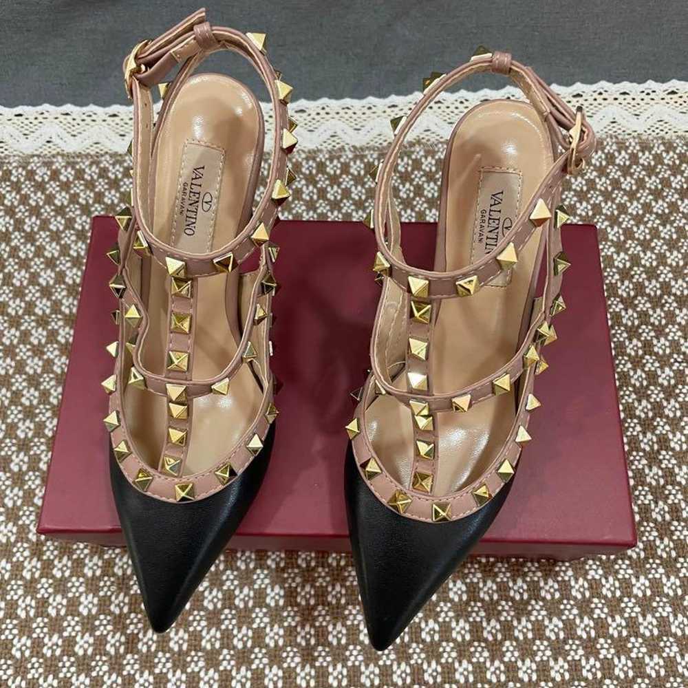 VALENTINO Rockstud Pumps 23.5cm - image 7