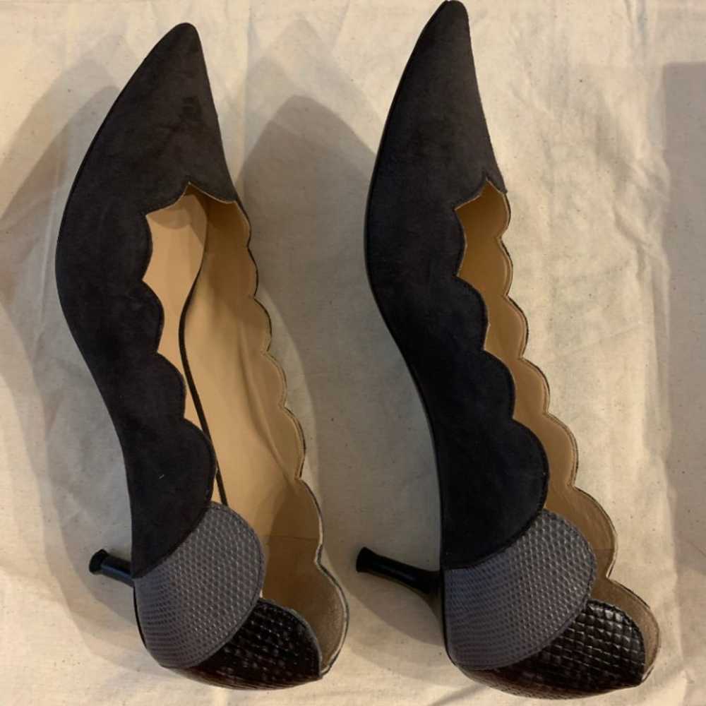 CHLOE PUMP GRAY SUEDE - image 5