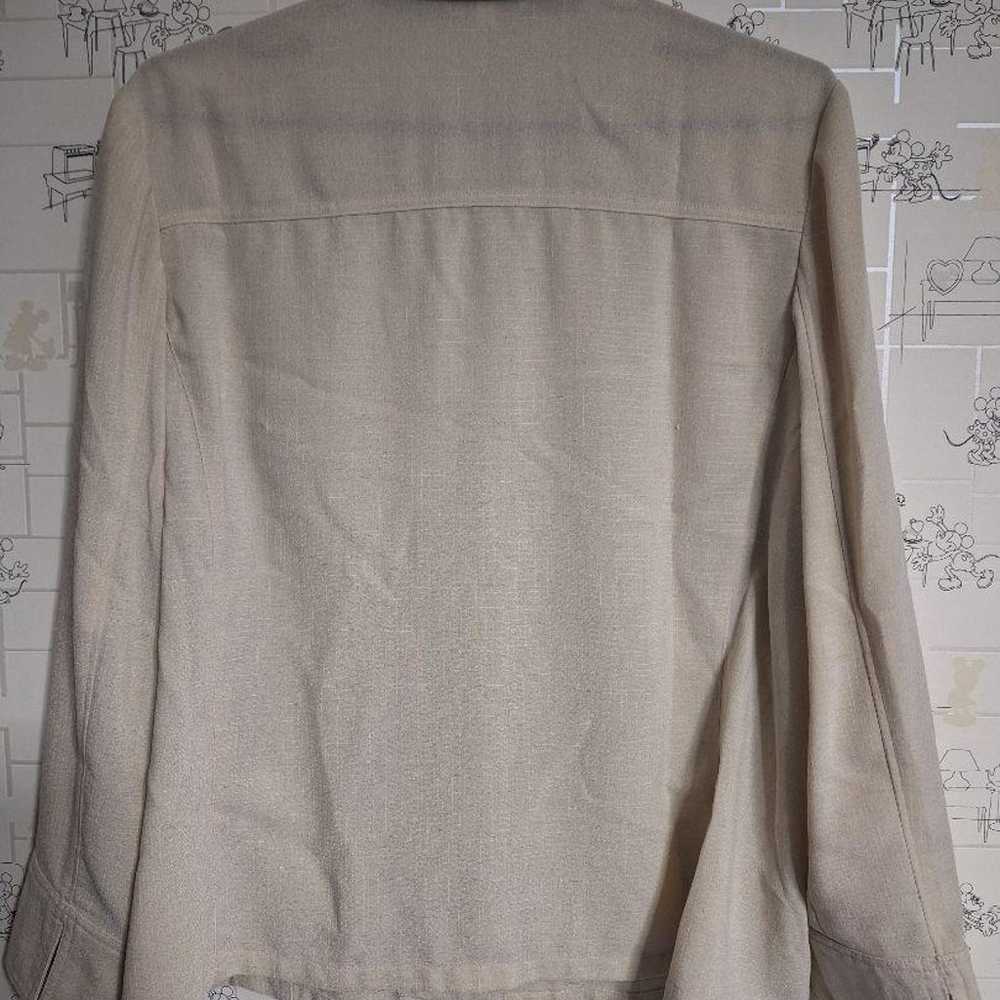 Beige long-sleeve shirt with collar embroidery, v… - image 2