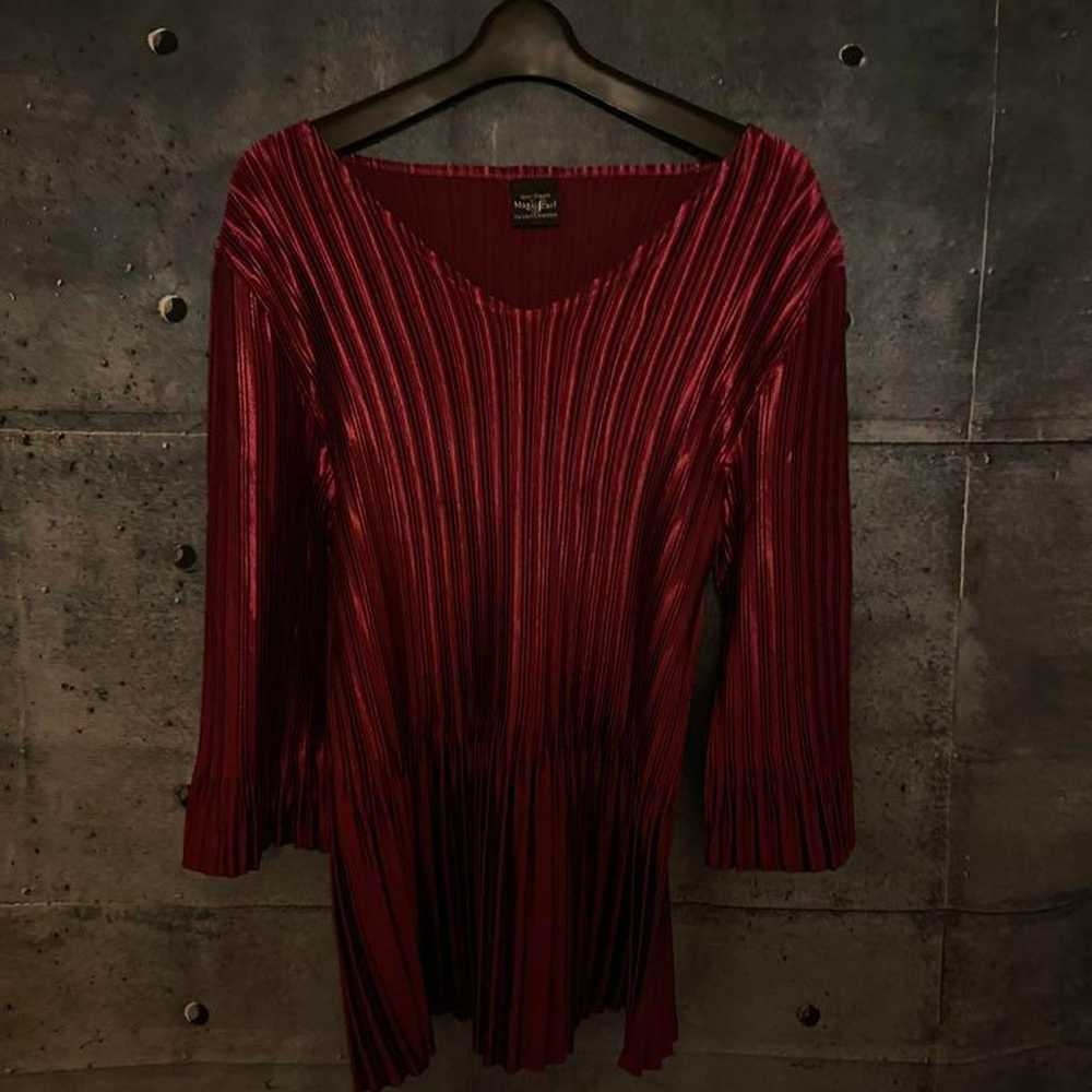 Vintage pleated shape pullover - image 1