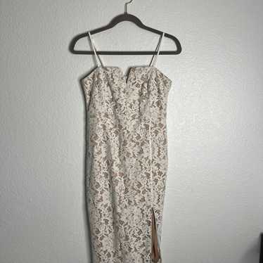 Lulus White and Tan Lace Midi Dress Small - image 1