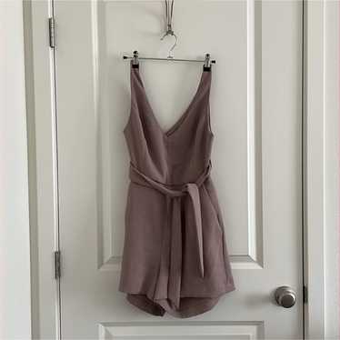 Aritzia Wilfred Ecoulement Romper - Dusty Mauve (4