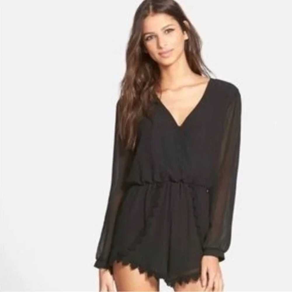 ASTR The Label Long Sleeve Lace Trim Romper in Bl… - image 2