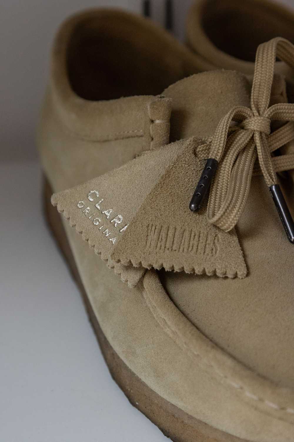 Clarks × Streetwear Clarks Wallabee Low Maple - image 2