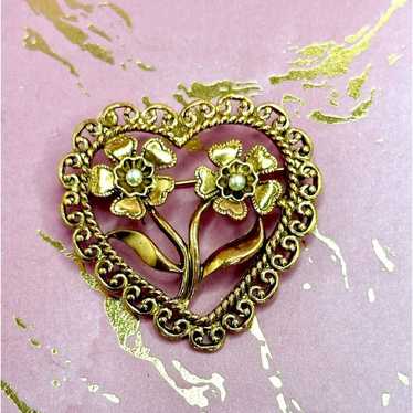 Avon Vintage Twin Flower Heart Shape Brooch - image 1