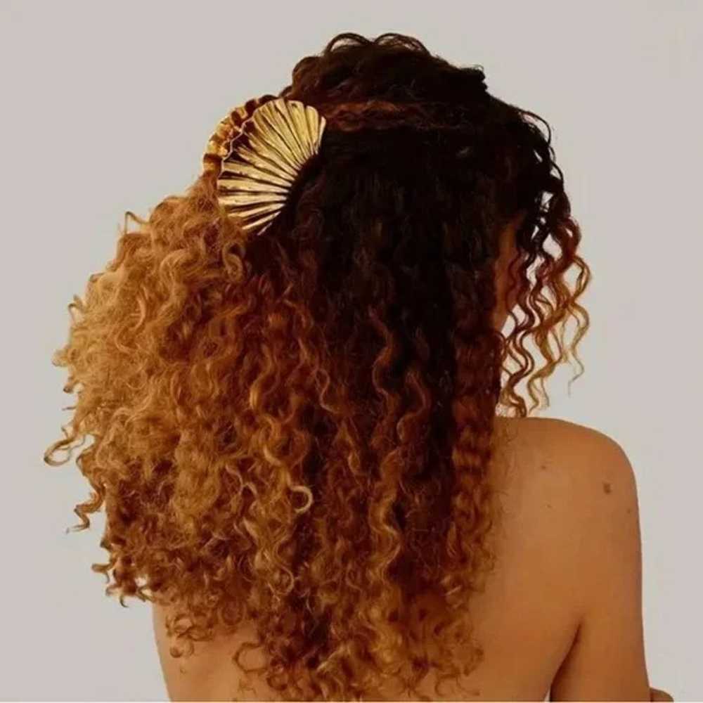 Luxe Large Gold Hair Clip Claw New - image 2