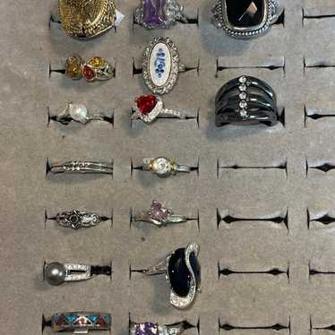 Ladies Fashion Ring Lot