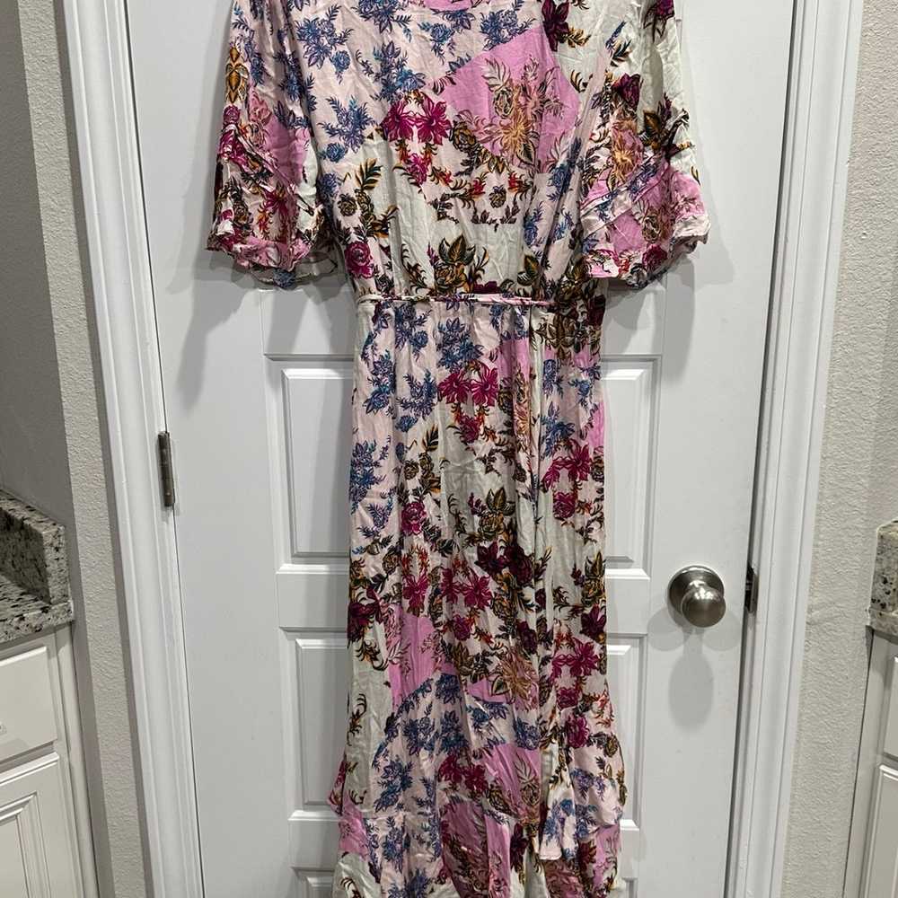 Adelyn Rae Abbi Mixed Floral Wrap Dress, Medium - image 7