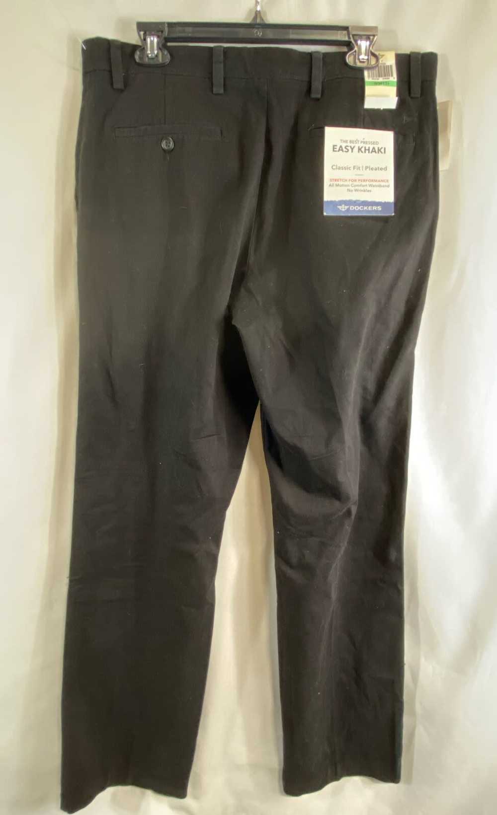 NWT Dockers Mens Black Flat Front Pockets Classic… - image 2